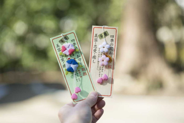 お守りの正しい持ち方は？期限はあるの？